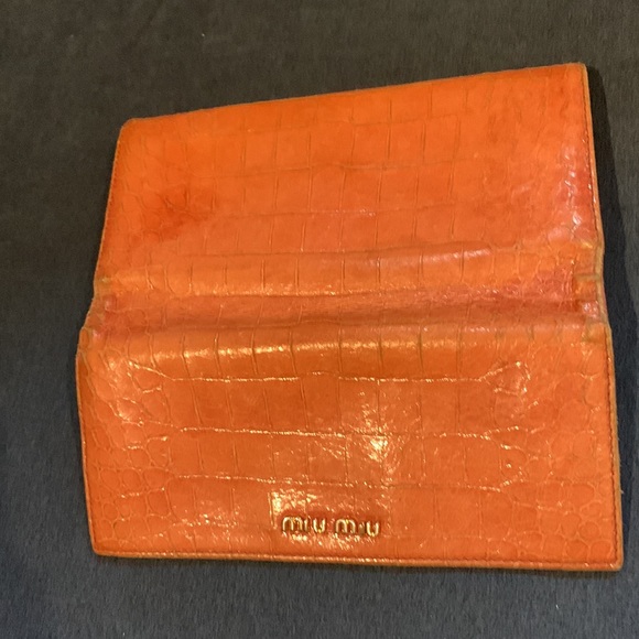 Authentic croc embossed miu miu snap wallet - Picture 3 of 10